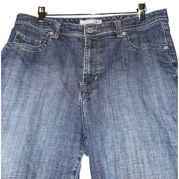 Chicos Platinum Straight Leg Jeans Women's 10 (1.5) Stretch Denim Medium Wash - Picture 6 of 9